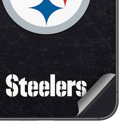 NFL Pittsburgh Steelers Distressed Galaxy S25 Skin